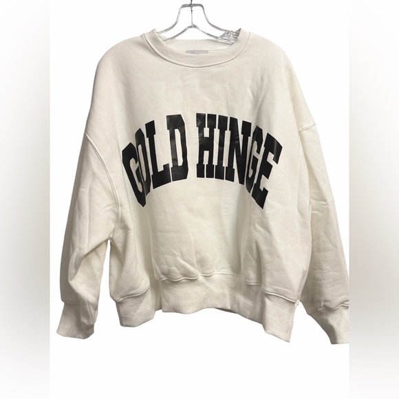 GOLD HINGE
Coordinating Wide Arm Crew Neck Long Sleeve Logo Sweatshirt - Picture 4 of 7